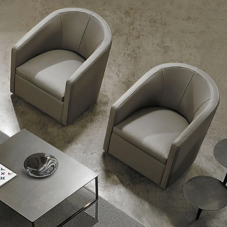 Pretty Armchair - Thumbnail 5