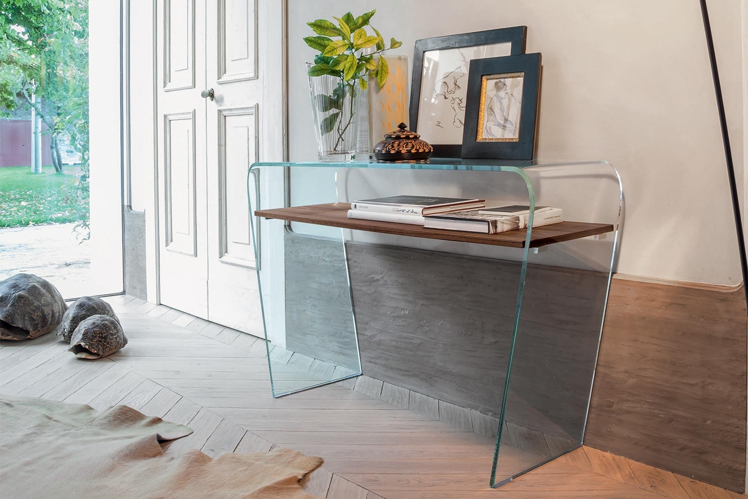Altamura Console Table - Thumbnail 3