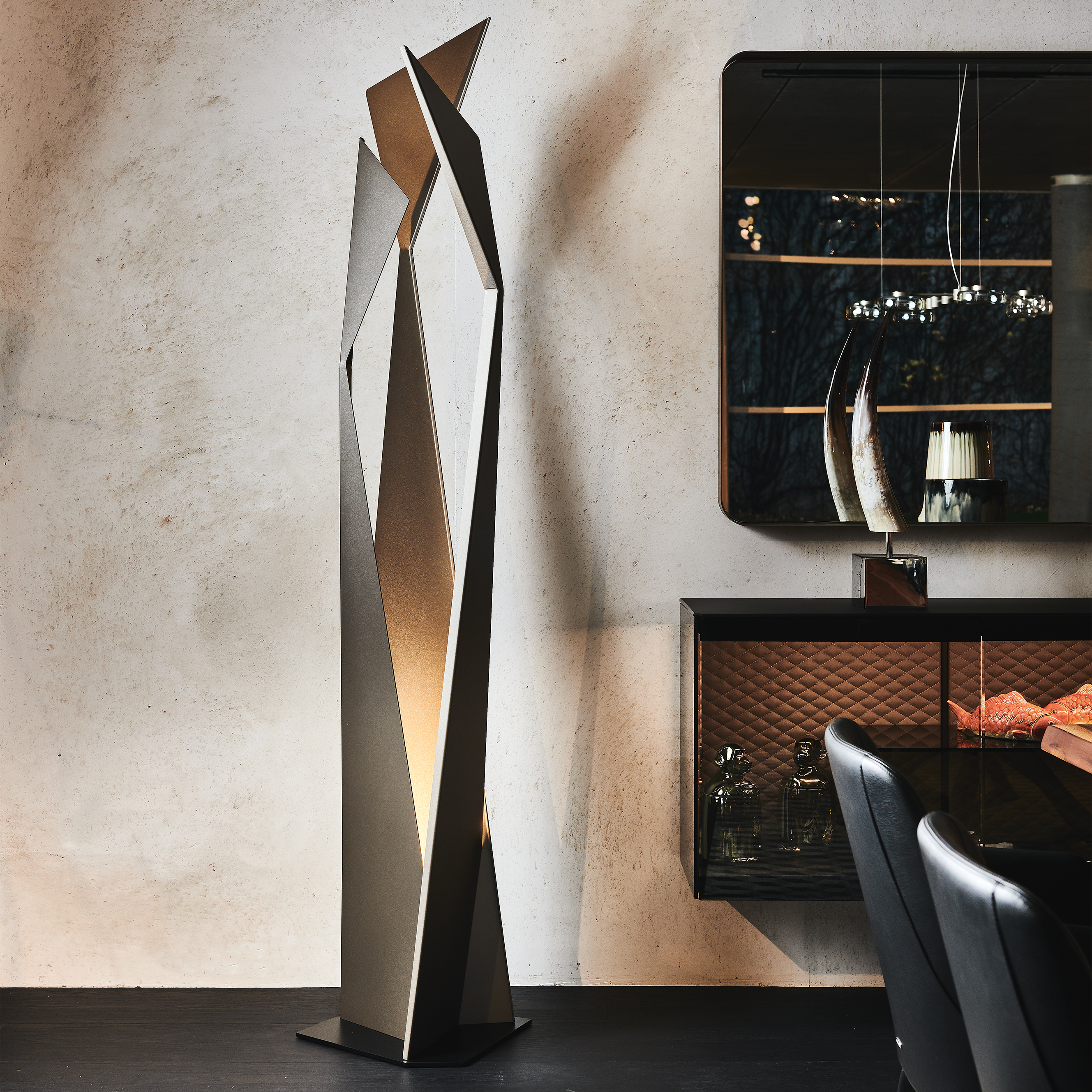 Thriller Floor Lamp - Thumbnail 5