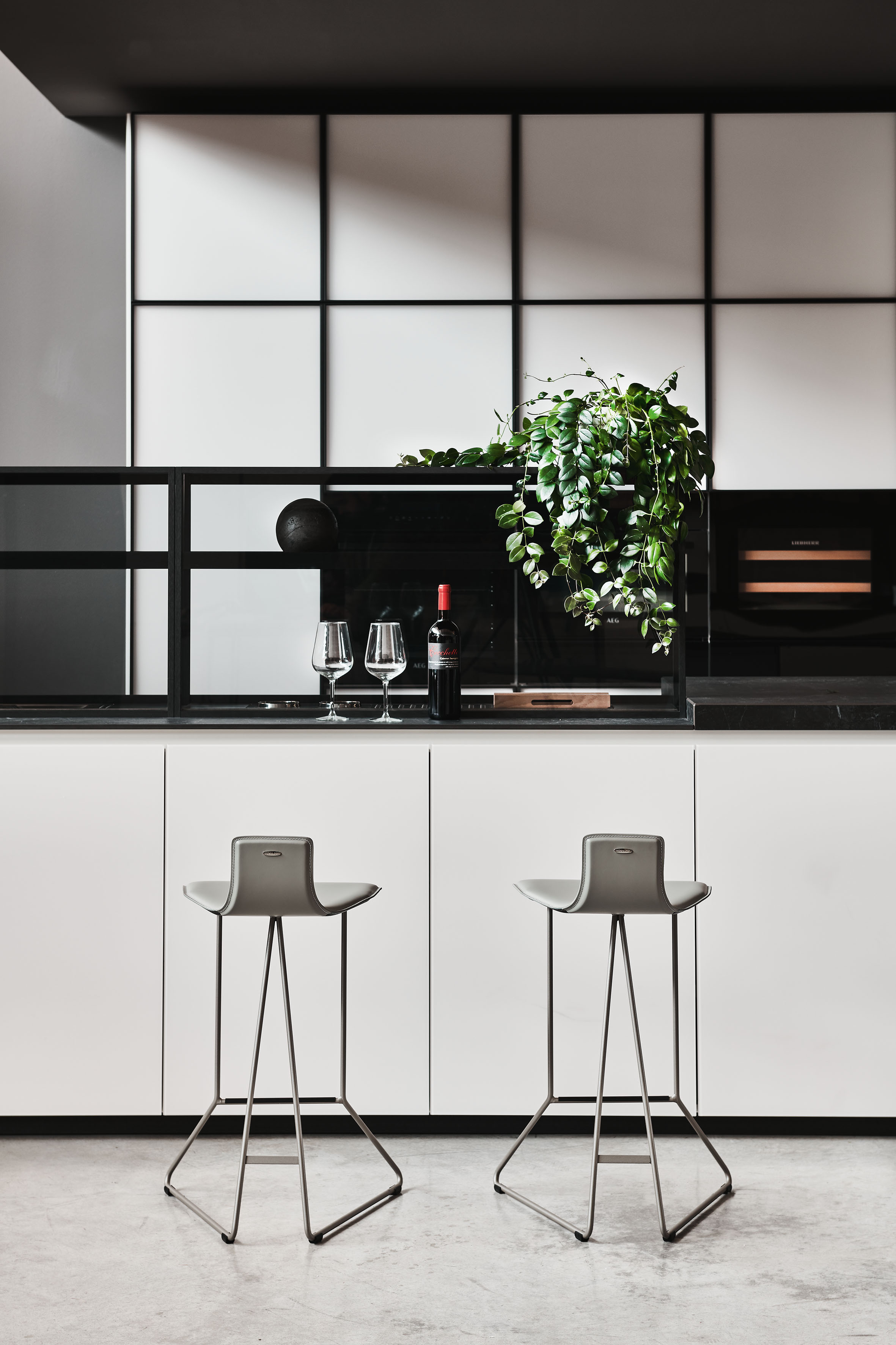 Pepe Bar Stool - Thumbnail 3