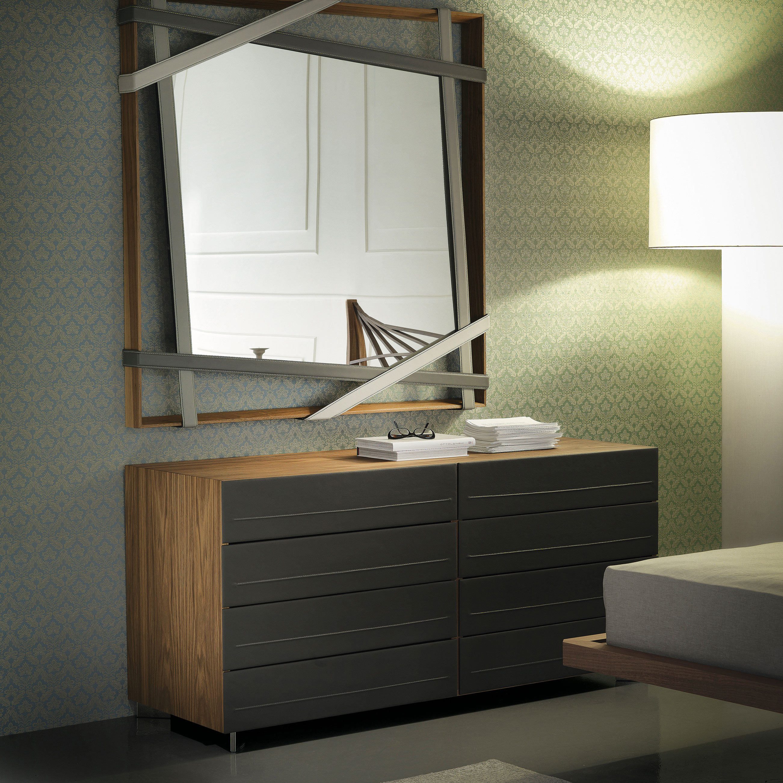 Dyno Leather Dresser - Thumbnail 3