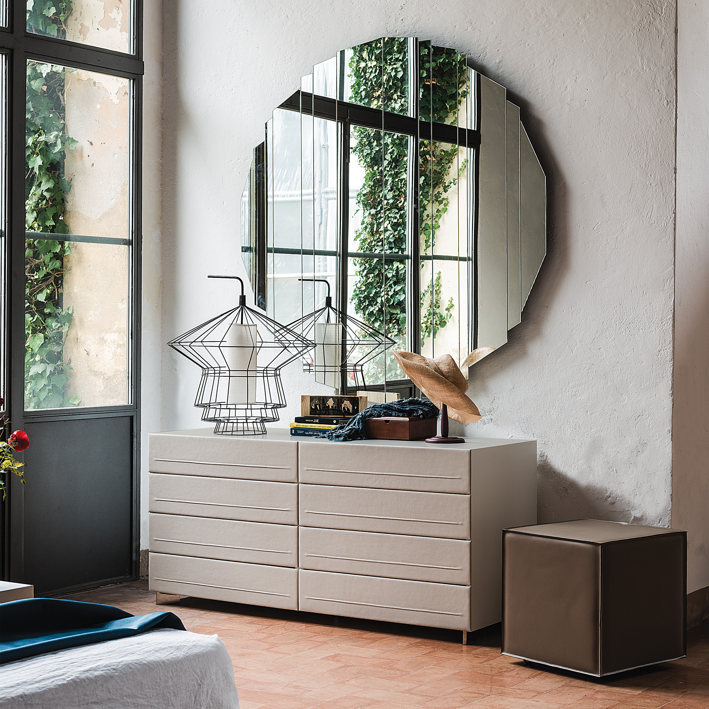 Dyno Leather Dresser - Thumbnail 2