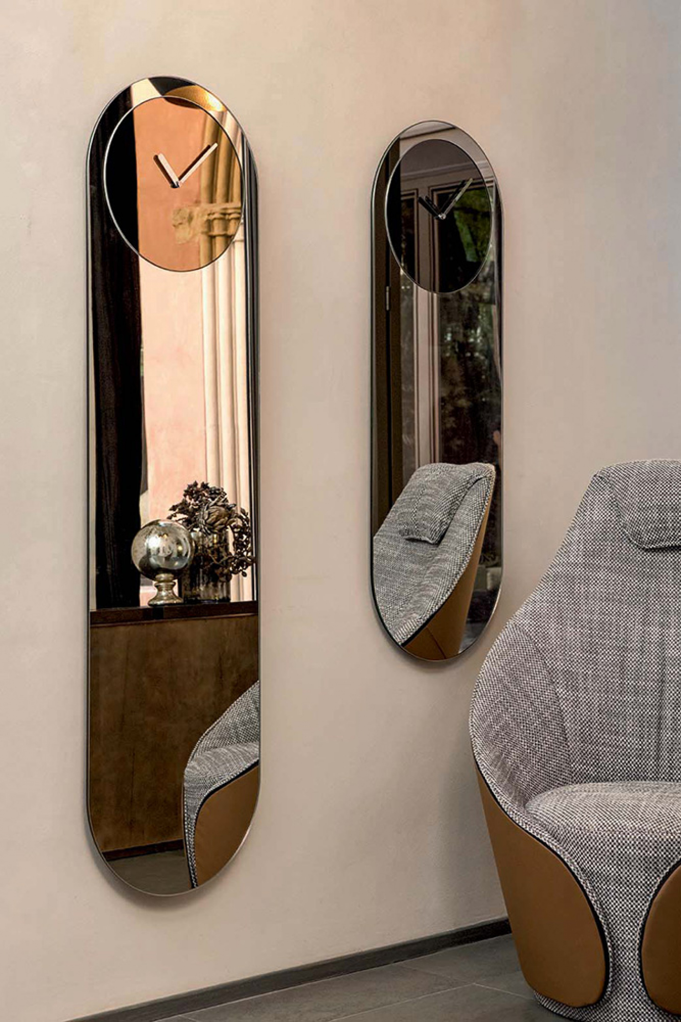 Tonin Casa Timeless Mirror With Clock - Thumbnail 4