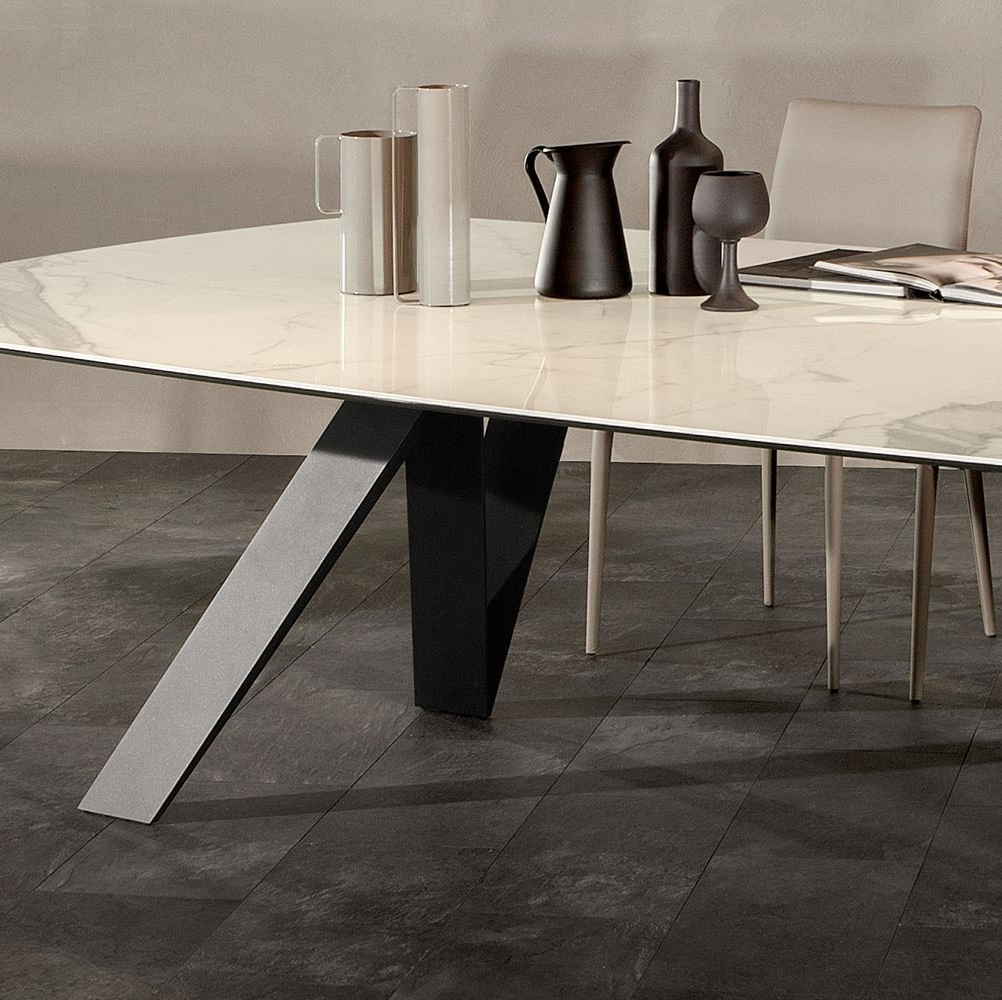 Celtis Extension Dining Table - Thumbnail 3